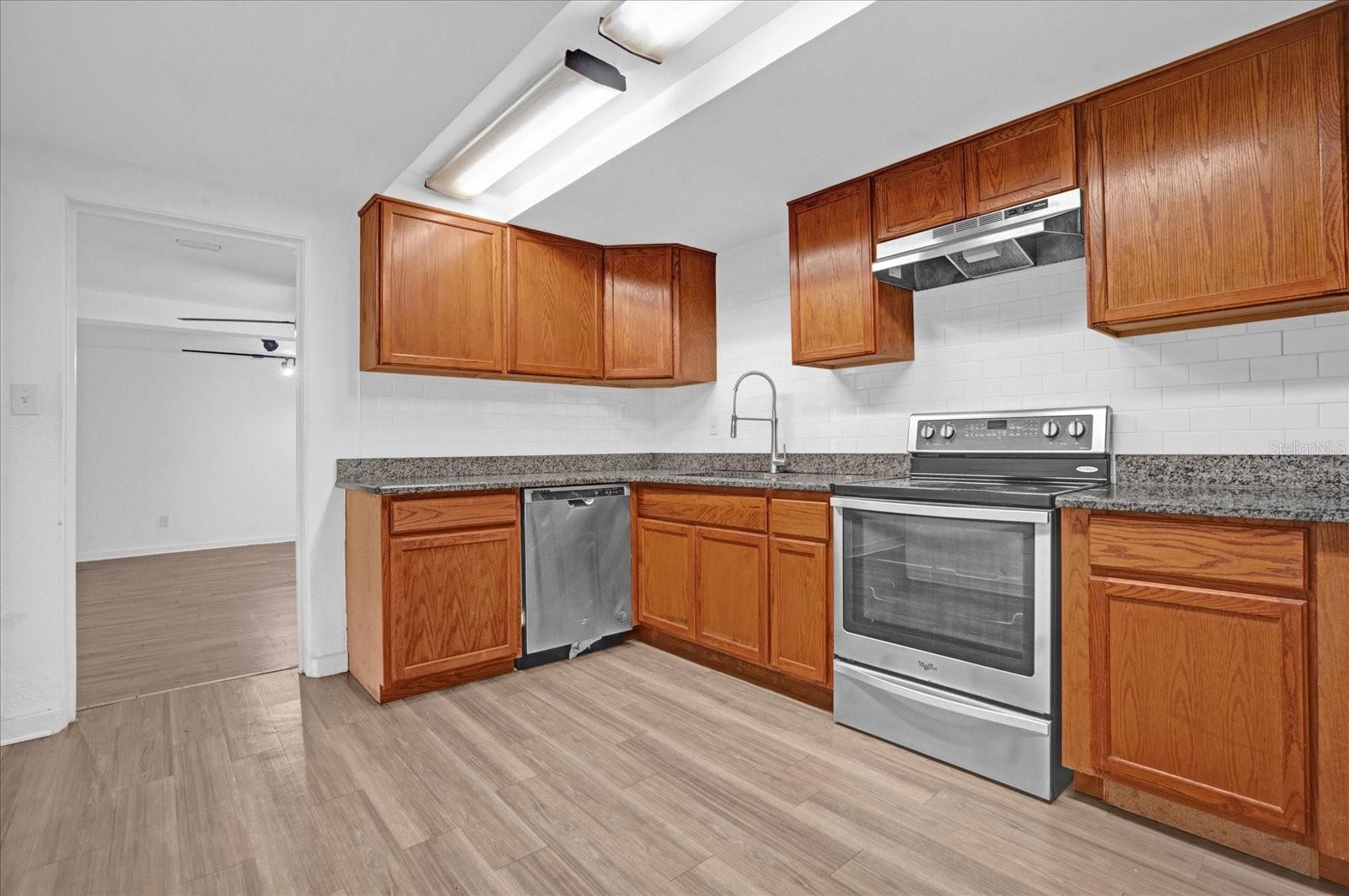 839 KENSINGTON DR, ORLANDO, FL, 32808