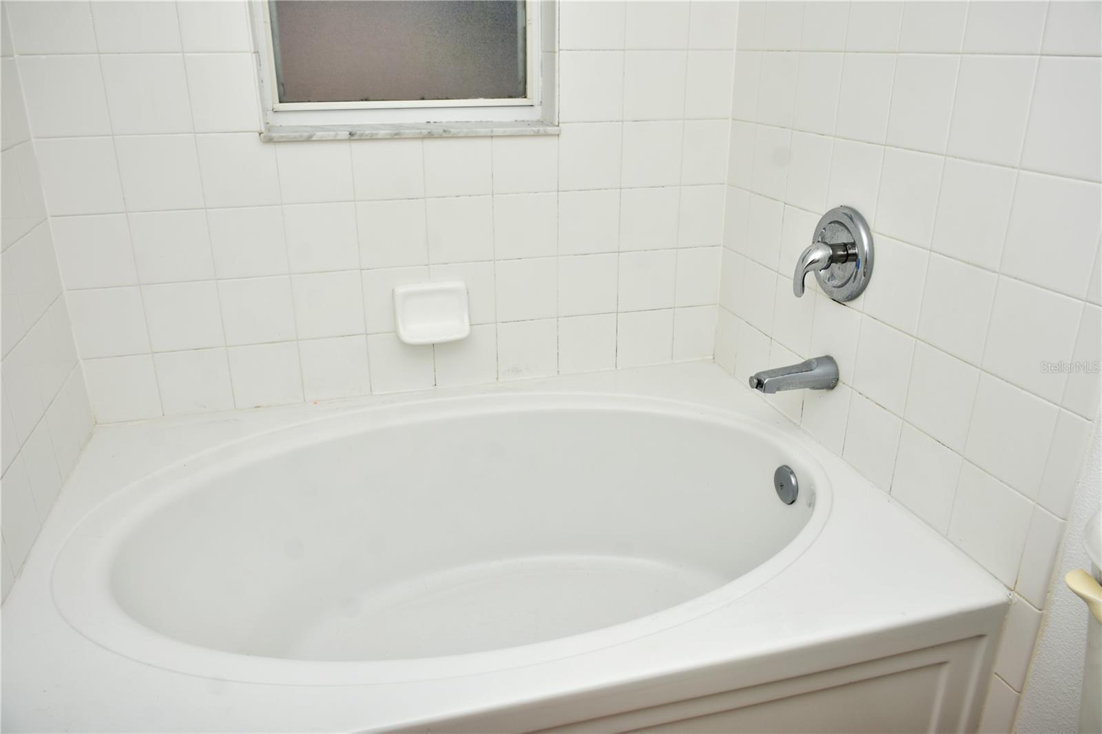 7934 CARRIAGE POINTE DR, GIBSONTON, FL, 33534