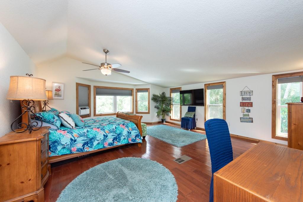 12805 FLINT CREEK RD, THONOTOSASSA, FL, 33592