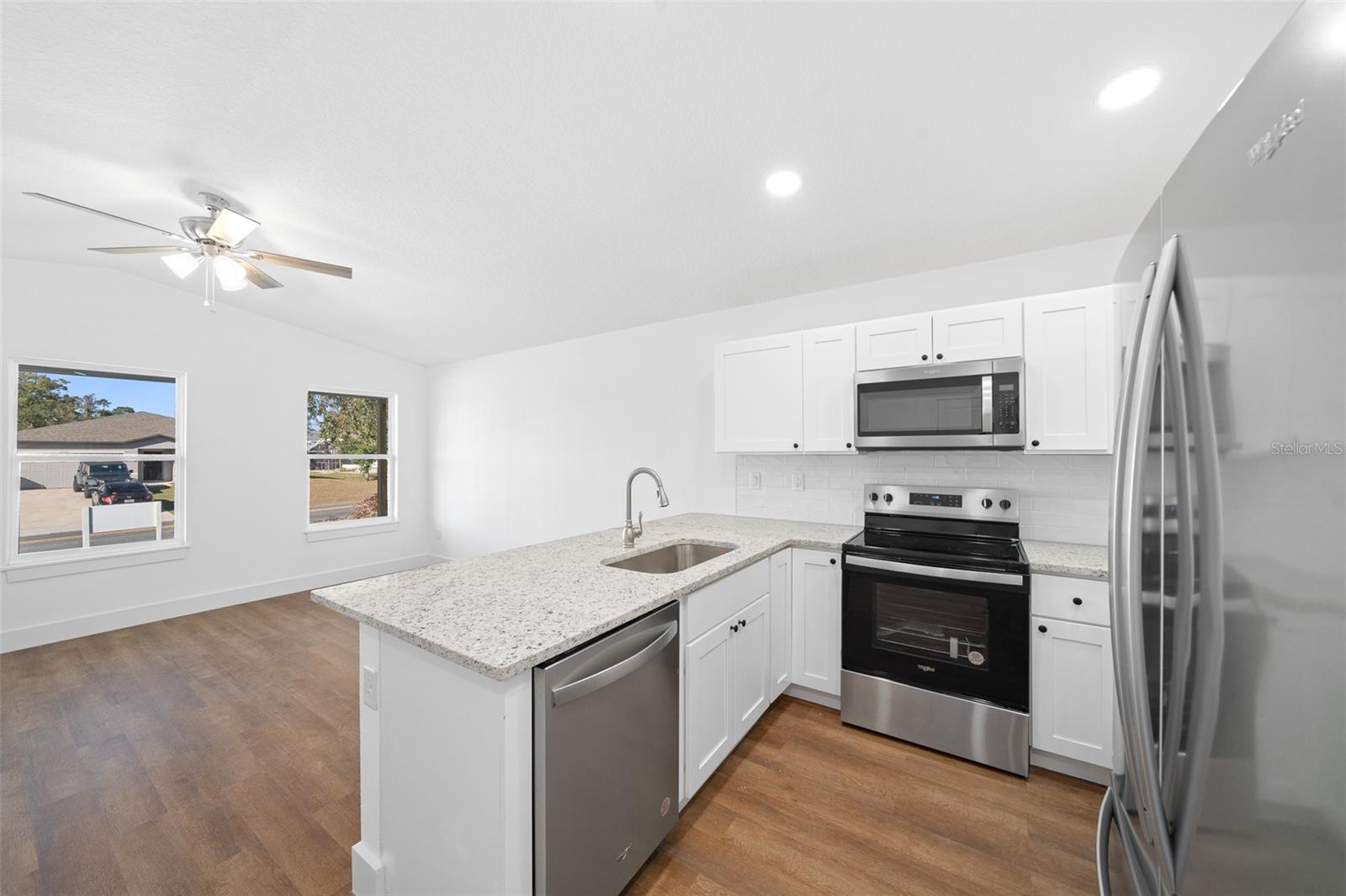 12400 POPLAR AVE, BROOKSVILLE, FL, 34614