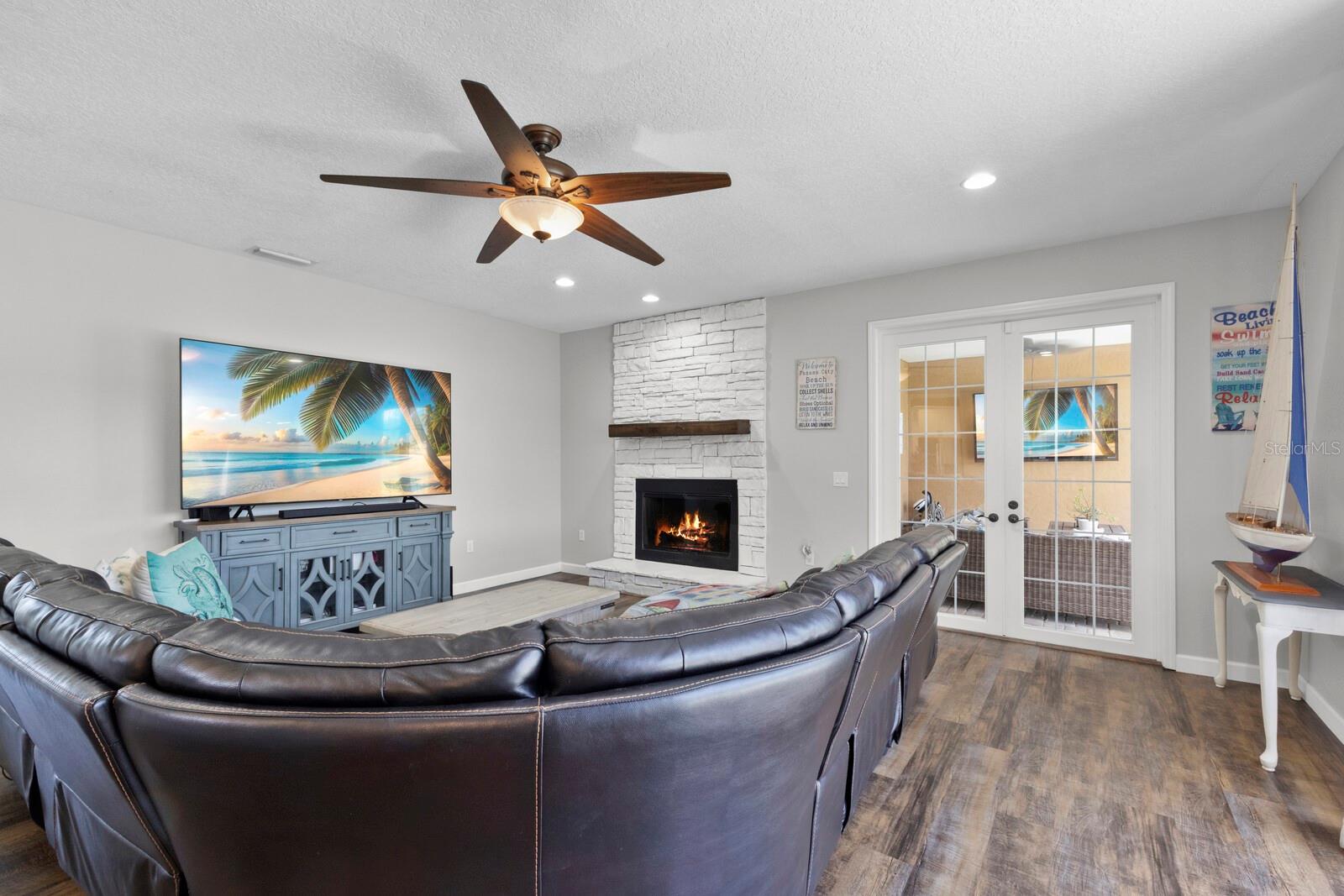 7301 221ST ST E, BRADENTON, FL, 34211
