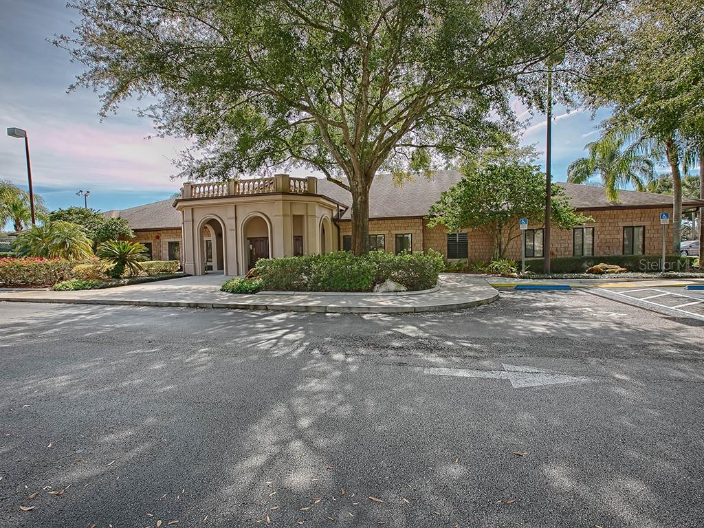 20846 QUEEN ALEXANDRA DR, LEESBURG, FL, 34748