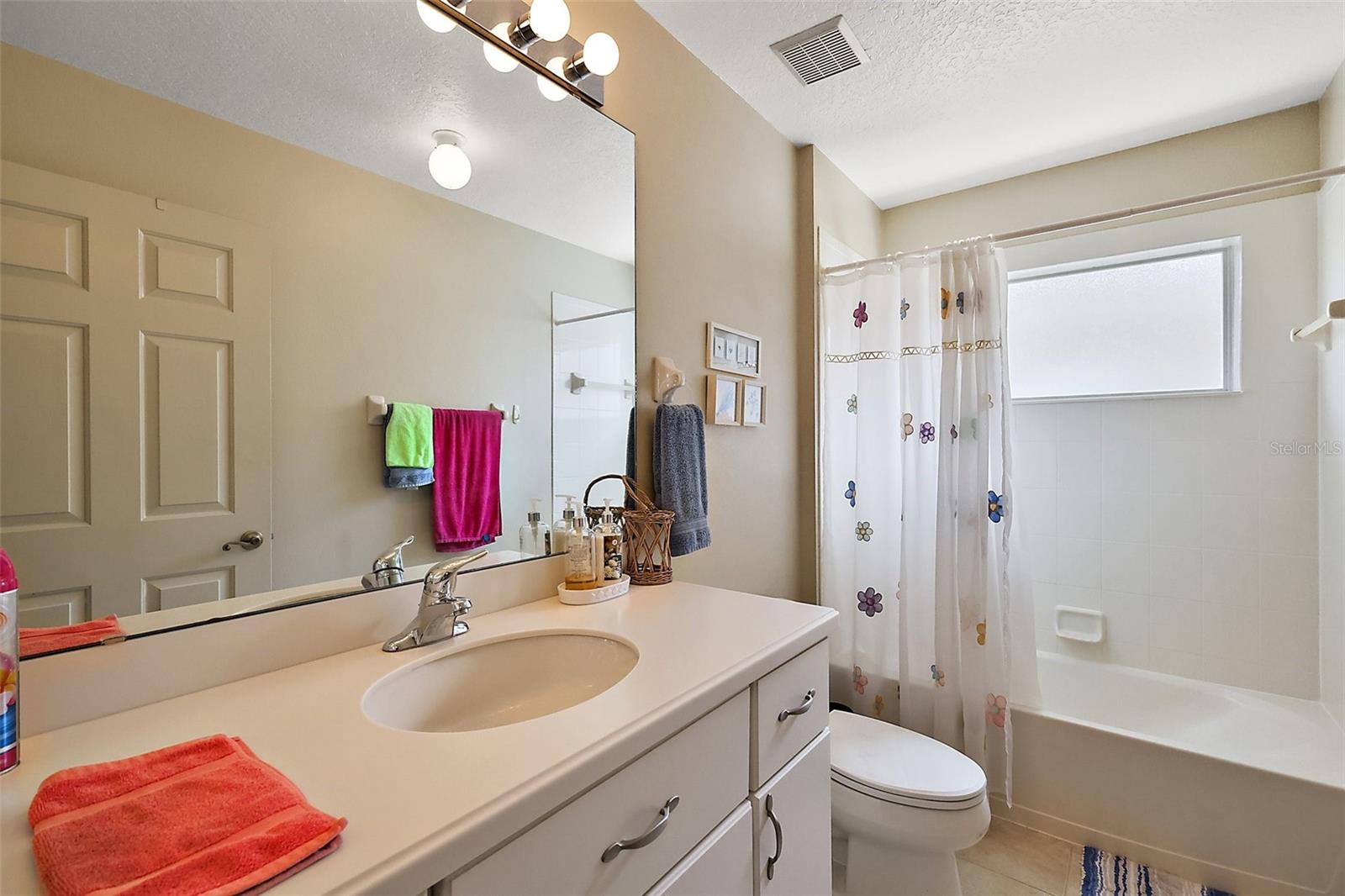 20846 QUEEN ALEXANDRA DR, LEESBURG, FL, 34748