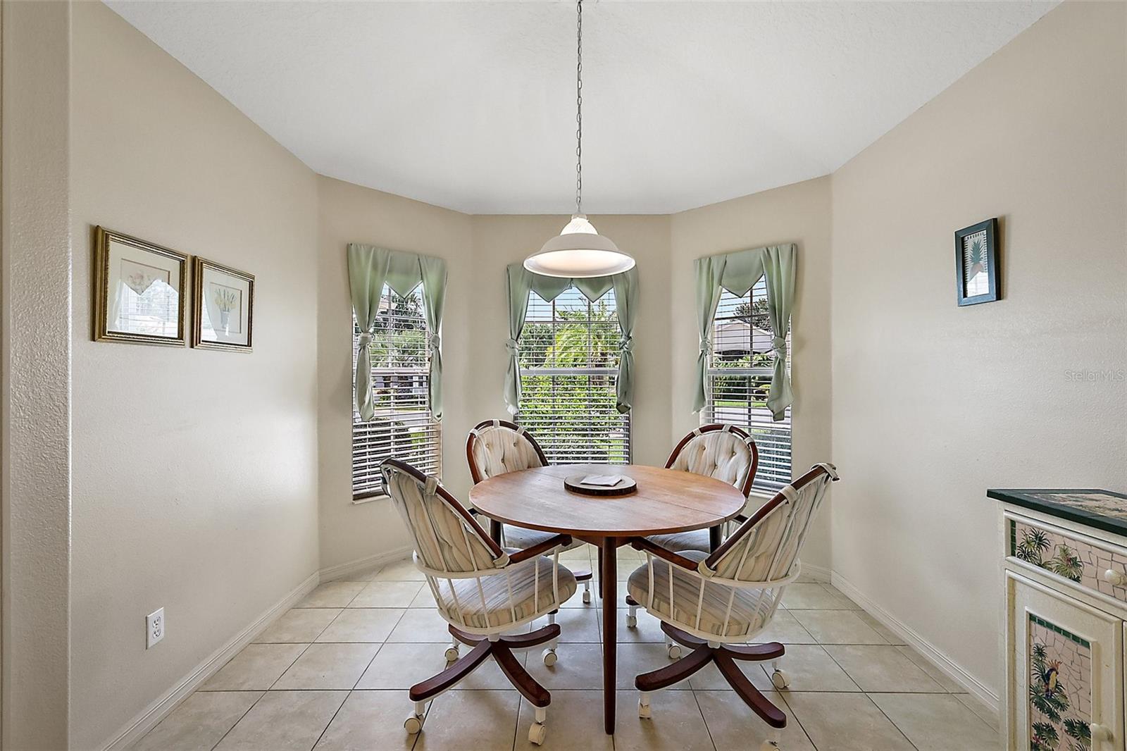 20846 QUEEN ALEXANDRA DR, LEESBURG, FL, 34748