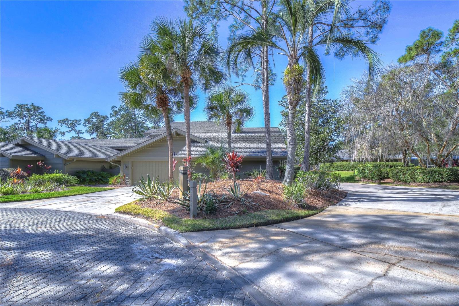 5333 COBBLESTONE CT, WESLEY CHAPEL, FL, 33543