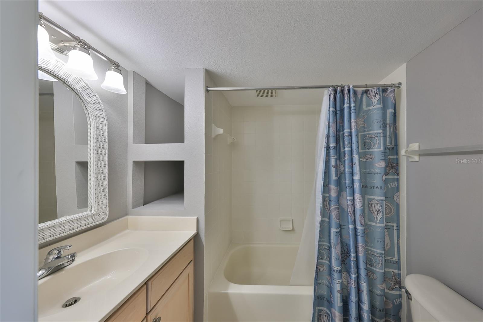 1231 CORINTH GREENS DR, SUN CITY CENTER, FL, 33573