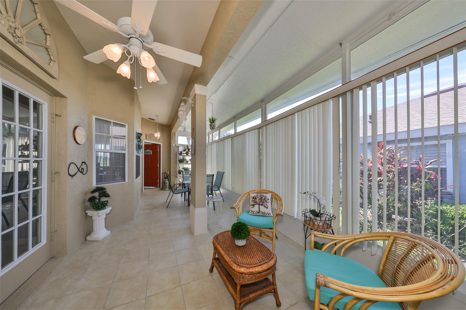 1231 CORINTH GREENS DR, SUN CITY CENTER, FL, 33573