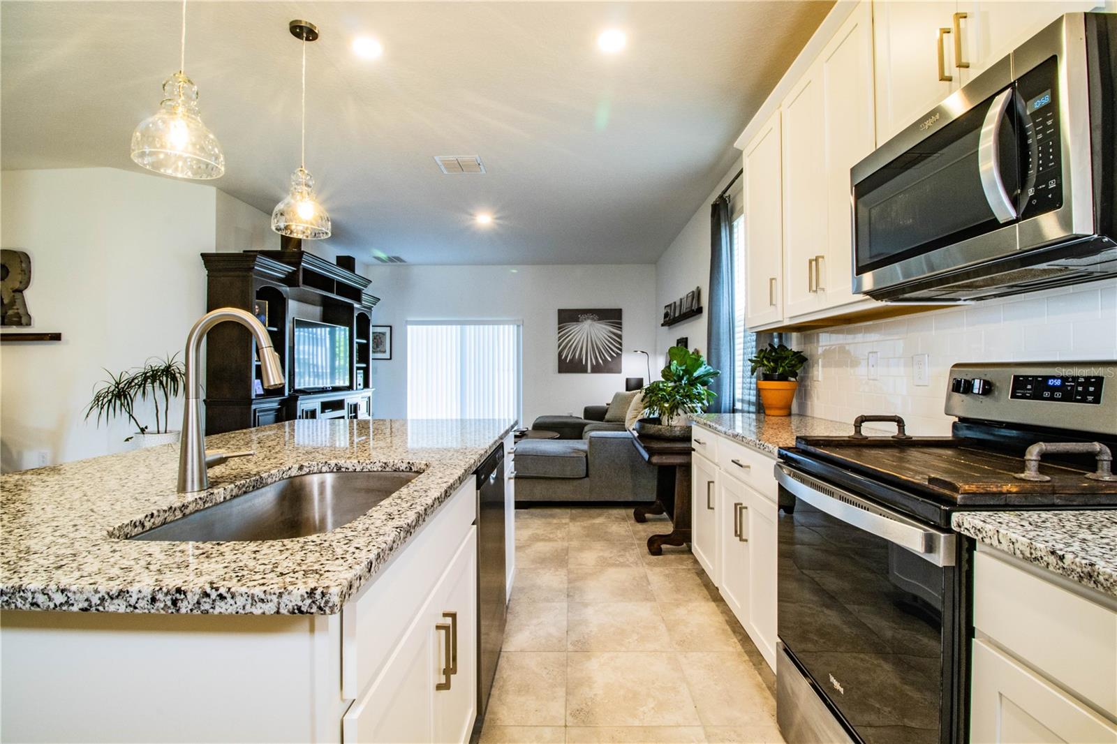 731 GRIFFON AVE, LAKE ALFRED, FL, 33850