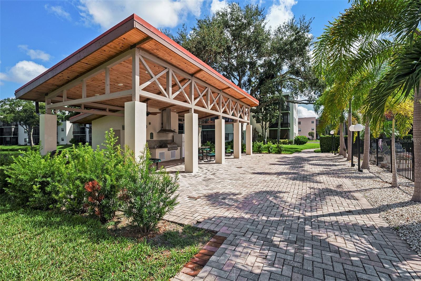 5980 TERRACE PARK DR N #105, ST PETERSBURG, FL, 33709