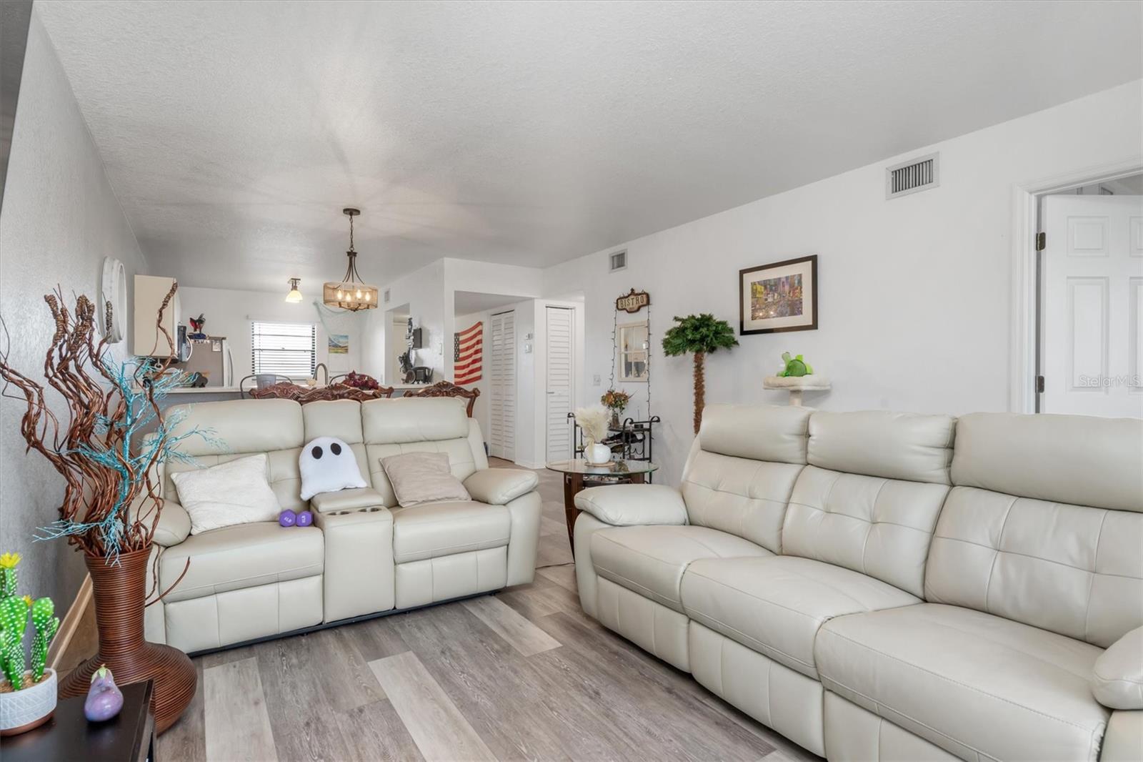 175 KINGS HWY #B6-526, PUNTA GORDA, FL, 33983