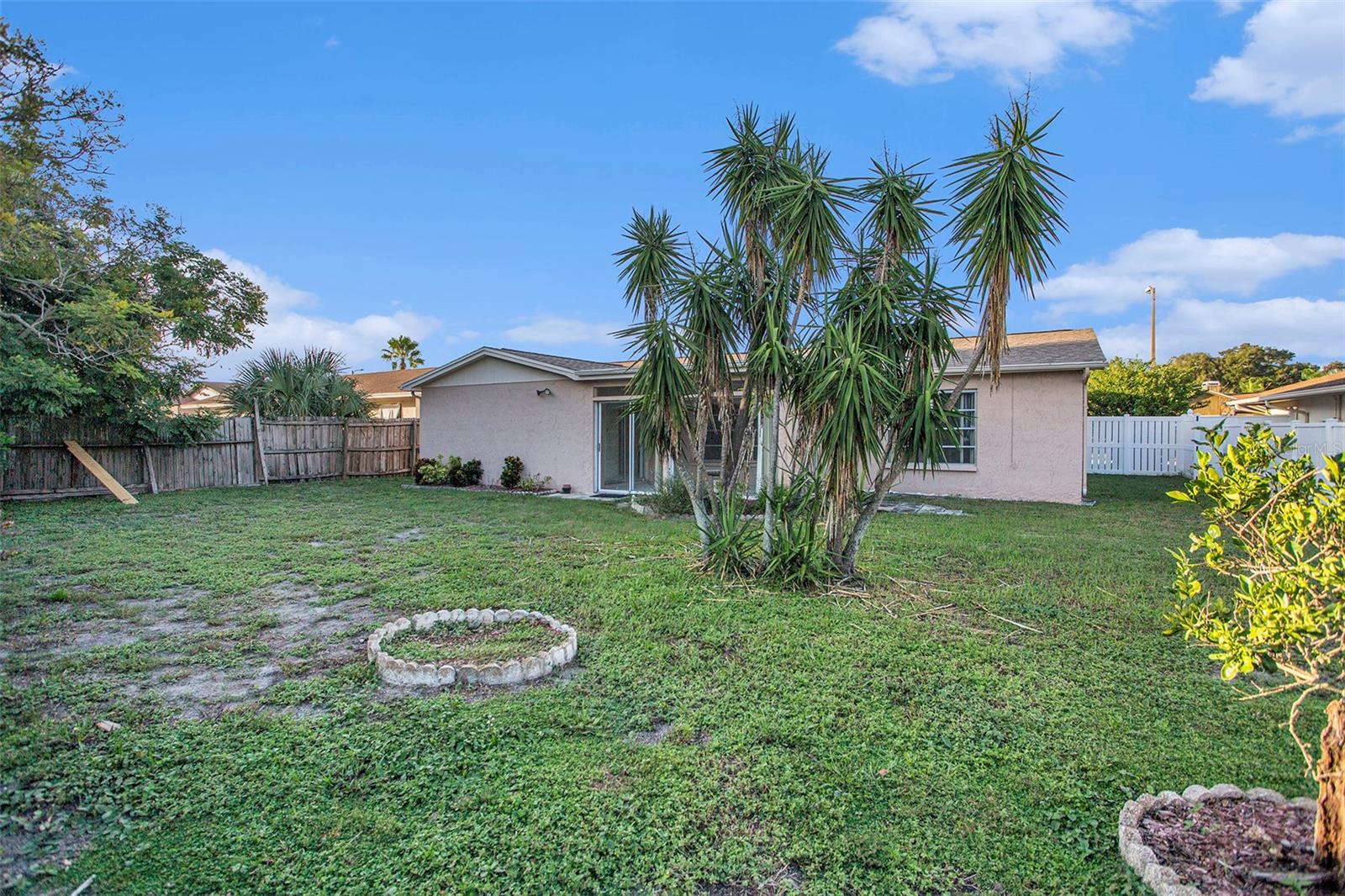 8020 LAUREL VISTA LOOP, PORT RICHEY, FL, 34668