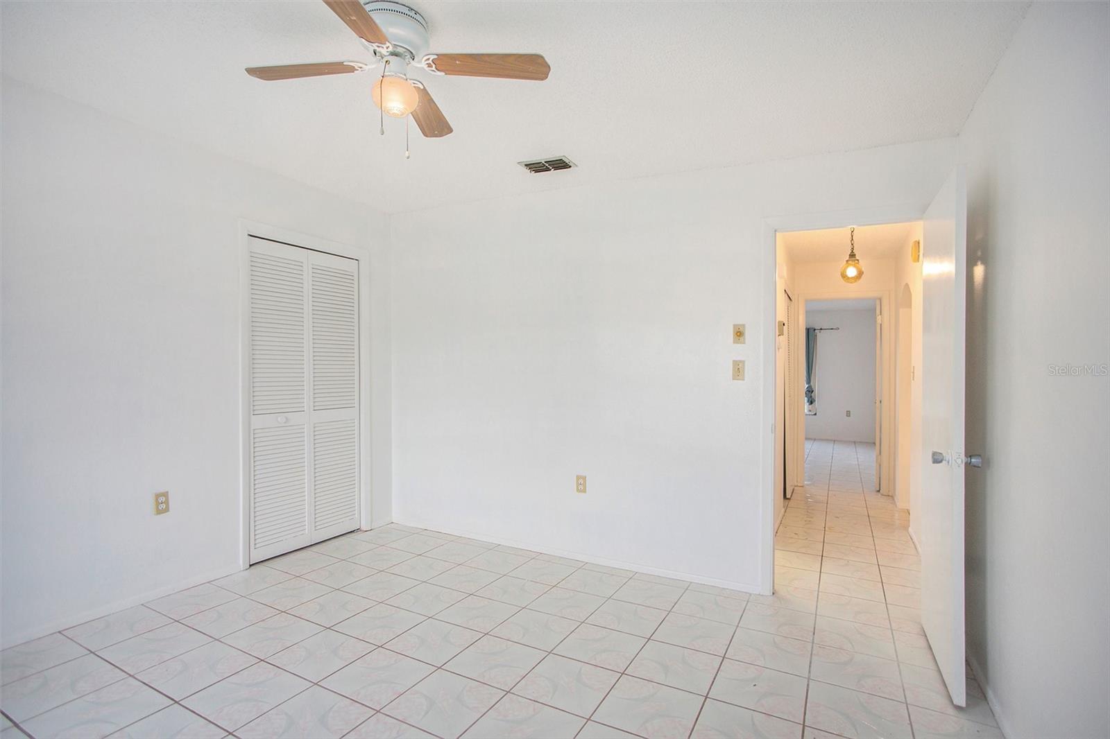 8020 LAUREL VISTA LOOP, PORT RICHEY, FL, 34668