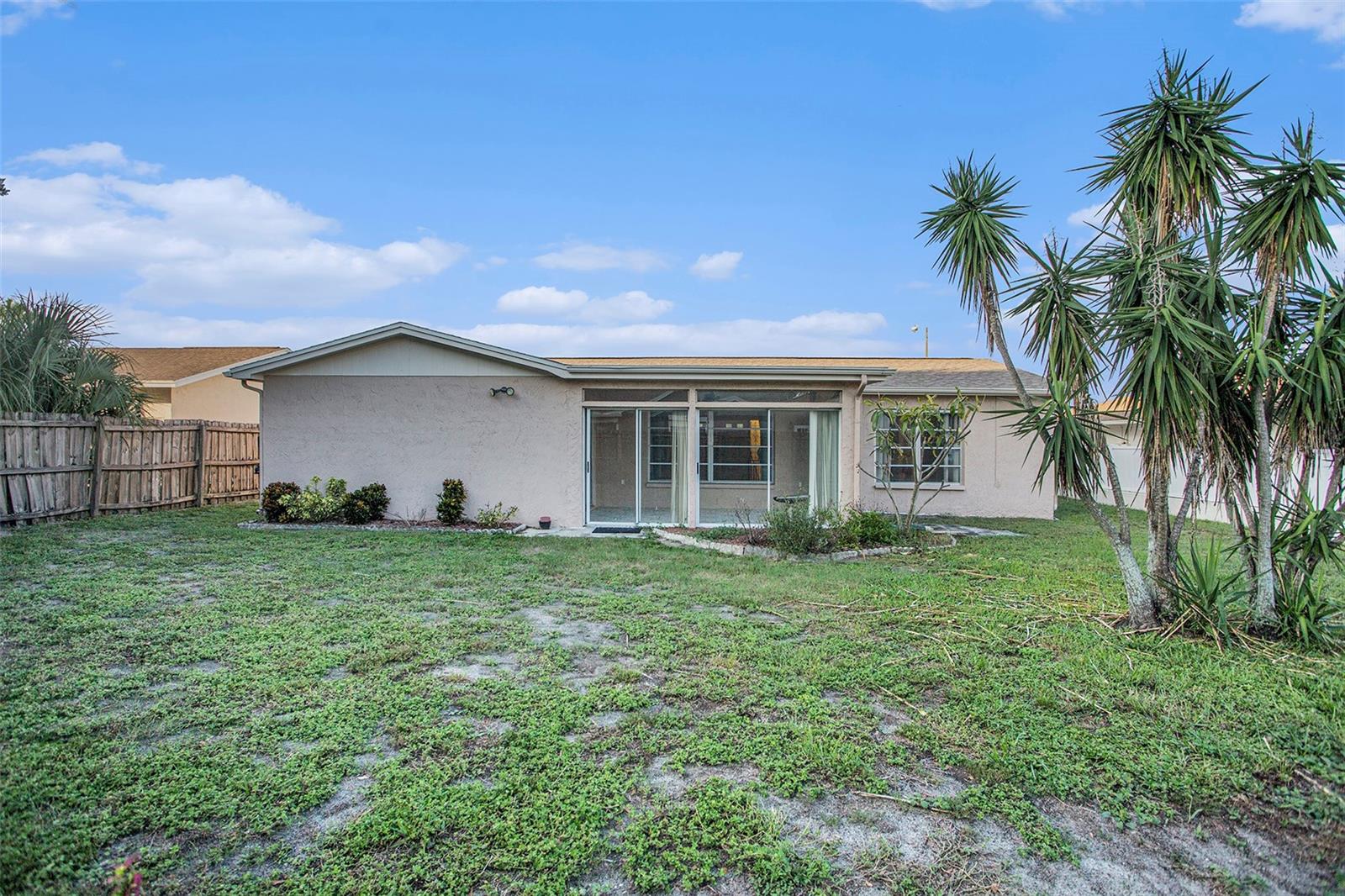 8020 LAUREL VISTA LOOP, PORT RICHEY, FL, 34668