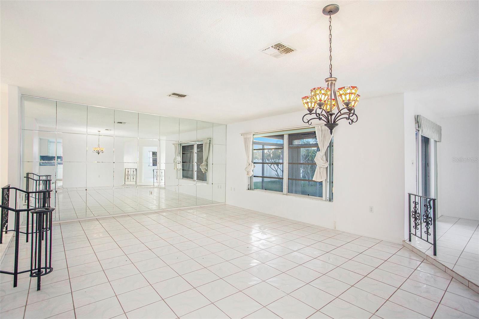 8020 LAUREL VISTA LOOP, PORT RICHEY, FL, 34668