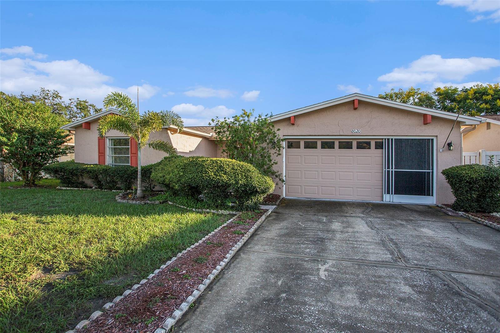 8020 LAUREL VISTA LOOP, PORT RICHEY, FL, 34668