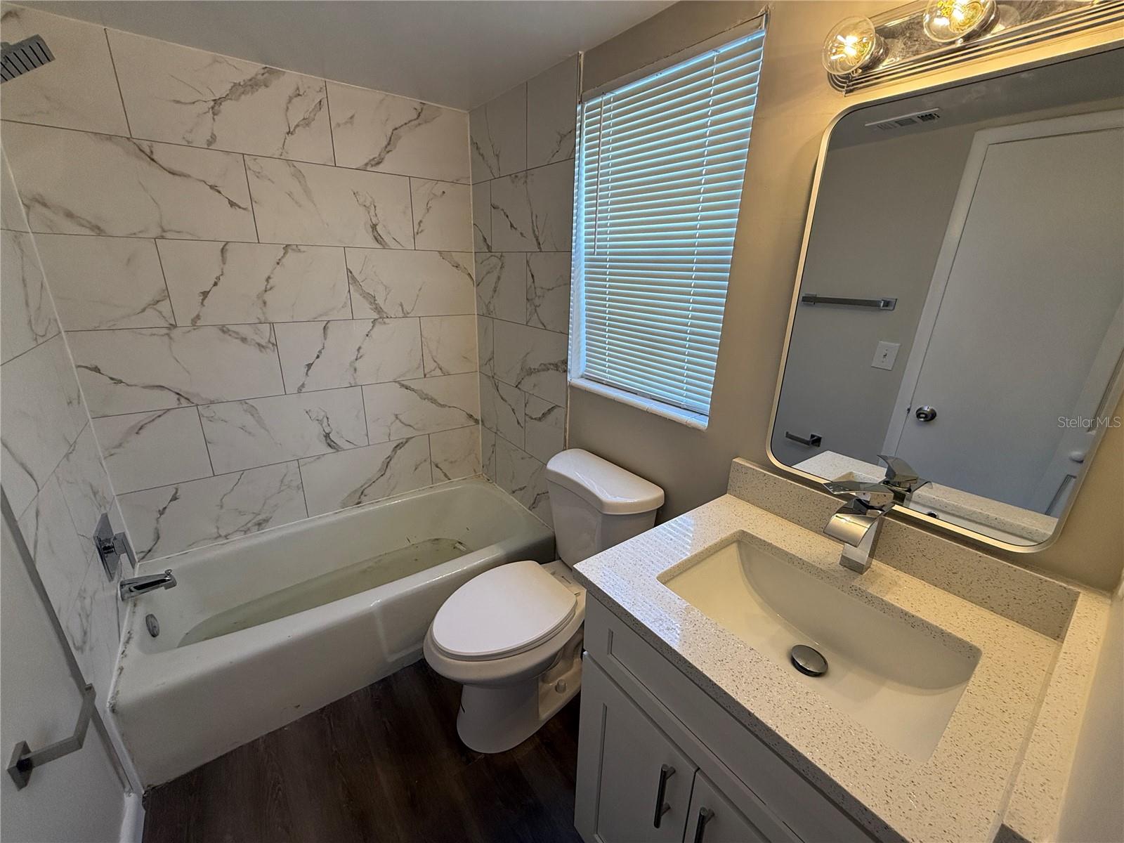 1400 EUDORA RD #A2, MOUNT DORA, FL, 32757