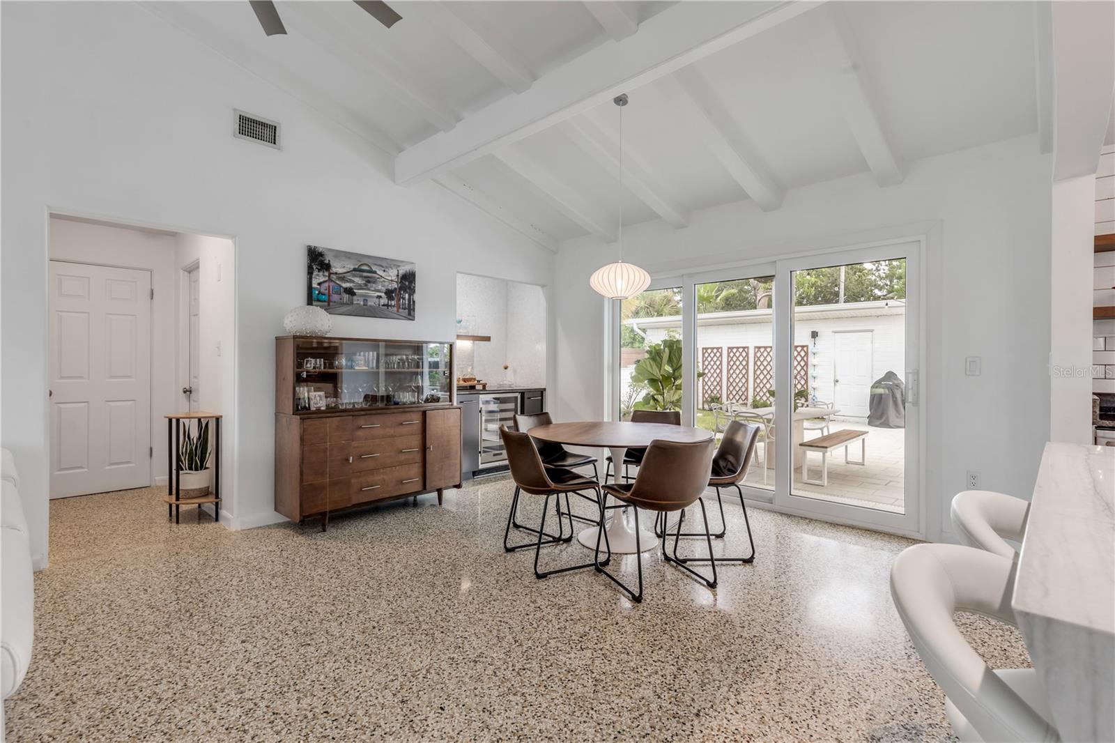 905 N PENINSULA AVE, NEW SMYRNA BEACH, FL, 32169