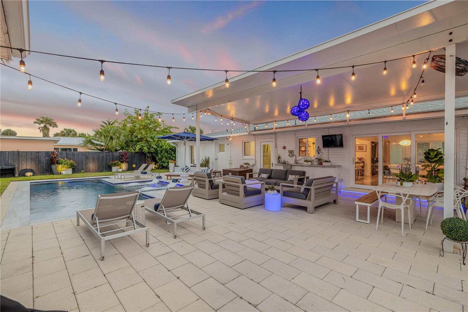 905 N PENINSULA AVE, NEW SMYRNA BEACH, FL, 32169