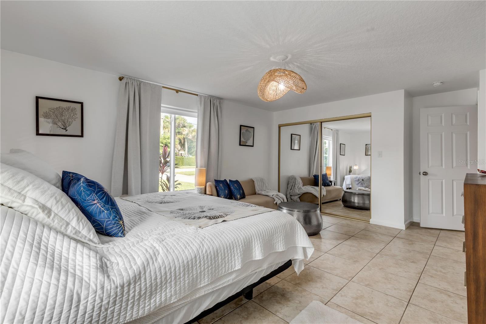 905 N PENINSULA AVE, NEW SMYRNA BEACH, FL, 32169