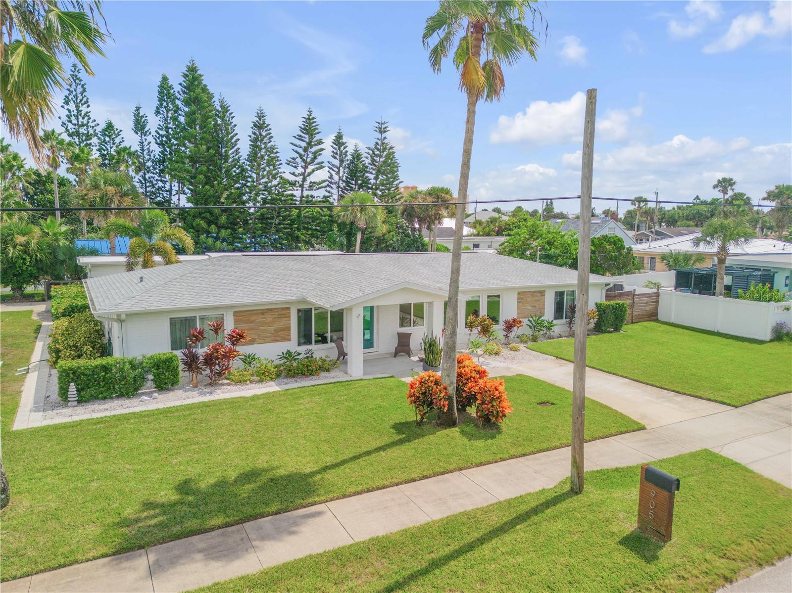 905 N PENINSULA AVE, NEW SMYRNA BEACH, FL, 32169
