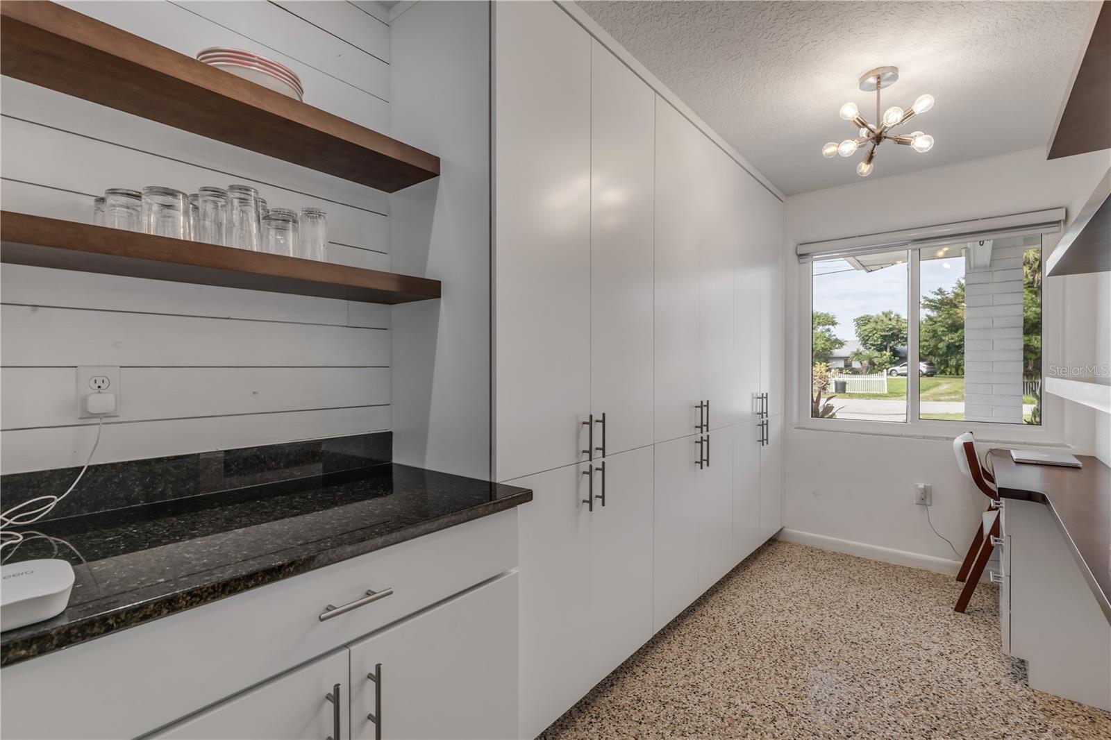 905 N PENINSULA AVE, NEW SMYRNA BEACH, FL, 32169