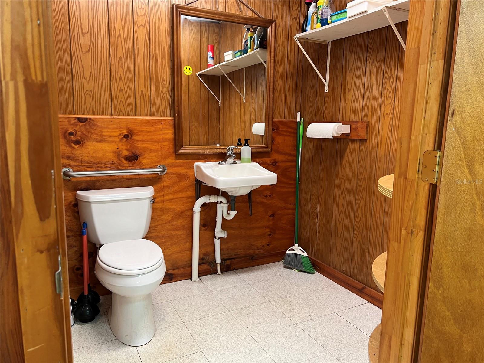 1499 SR 50, WEBSTER, FL, 33597