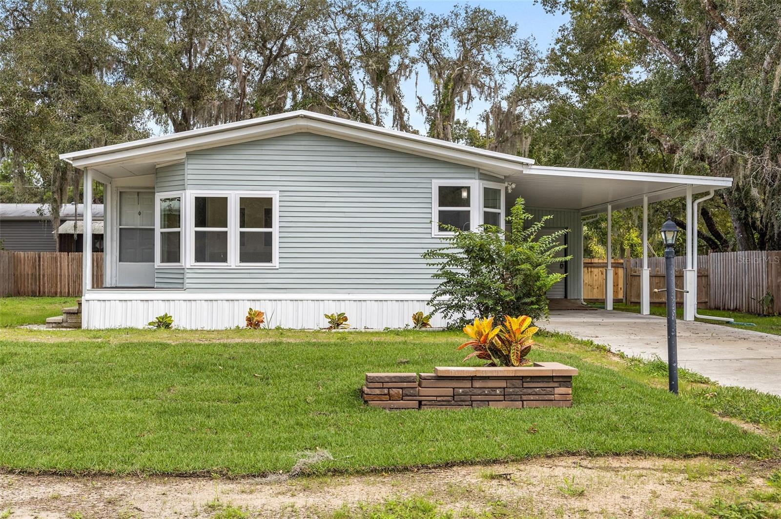 8701 SILVER TRL, LEESBURG, FL, 34788