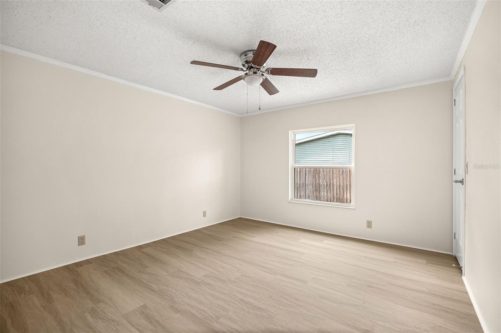 8701 SILVER TRL, LEESBURG, FL, 34788