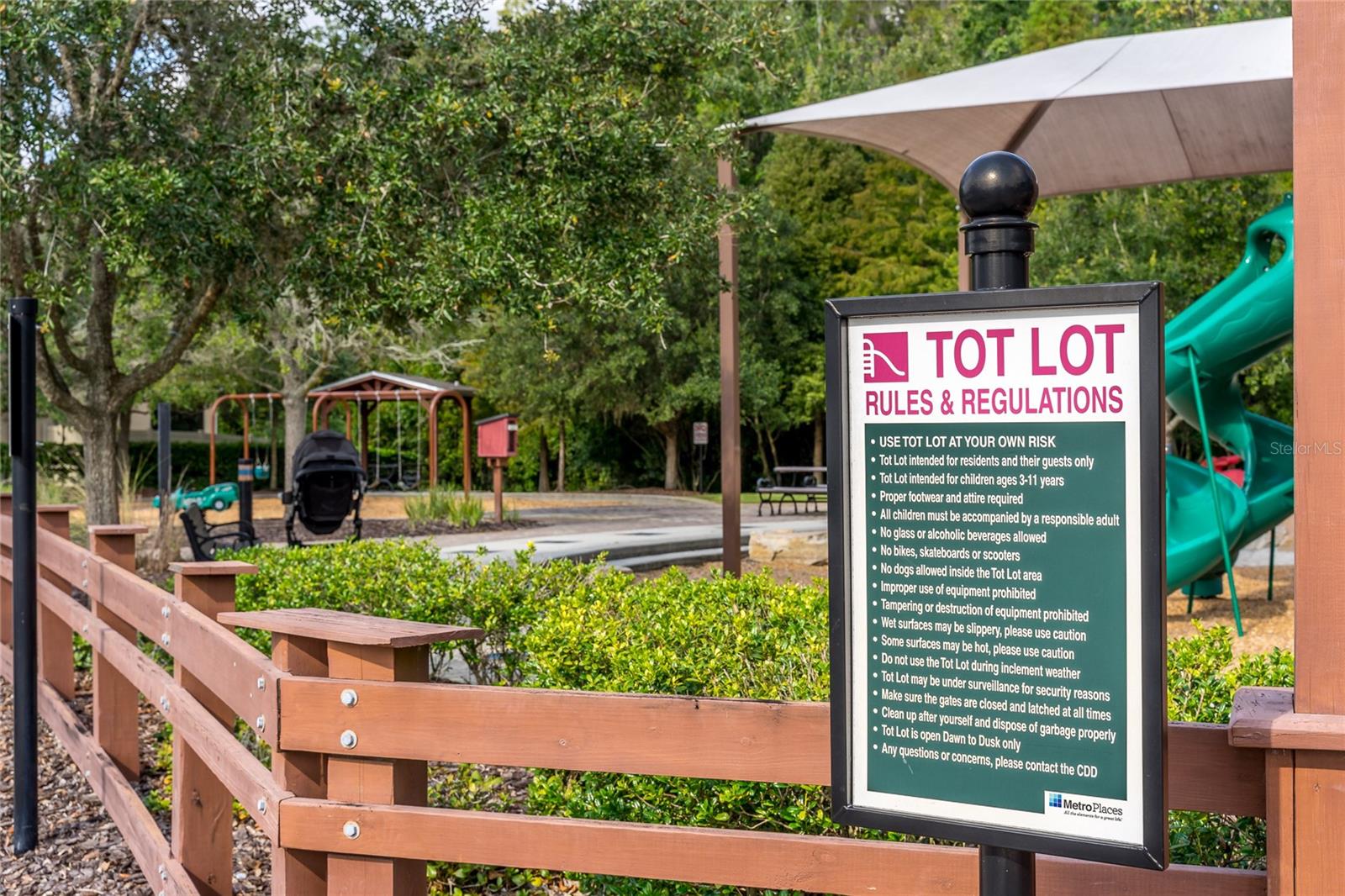 1523 GLEN GROVE LOOP, WESLEY CHAPEL, FL, 33543