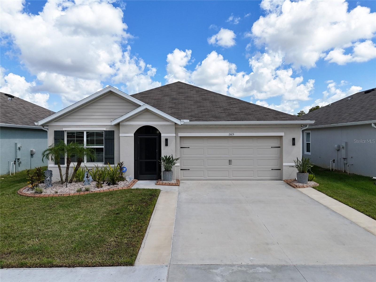 1523 GLEN GROVE LOOP, WESLEY CHAPEL, FL, 33543
