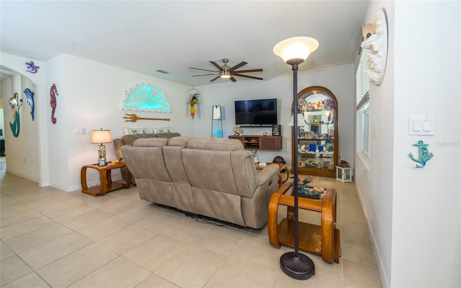 1523 GLEN GROVE LOOP, WESLEY CHAPEL, FL, 33543