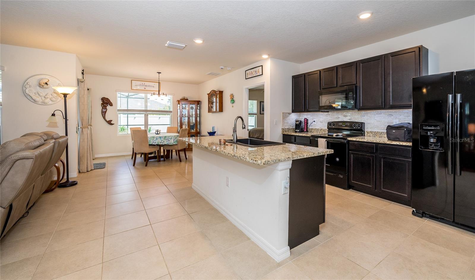 1523 GLEN GROVE LOOP, WESLEY CHAPEL, FL, 33543