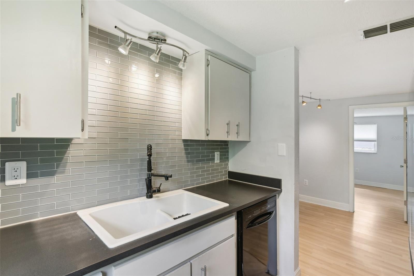 306 CHESTNUT ST, OLDSMAR, FL, 34677