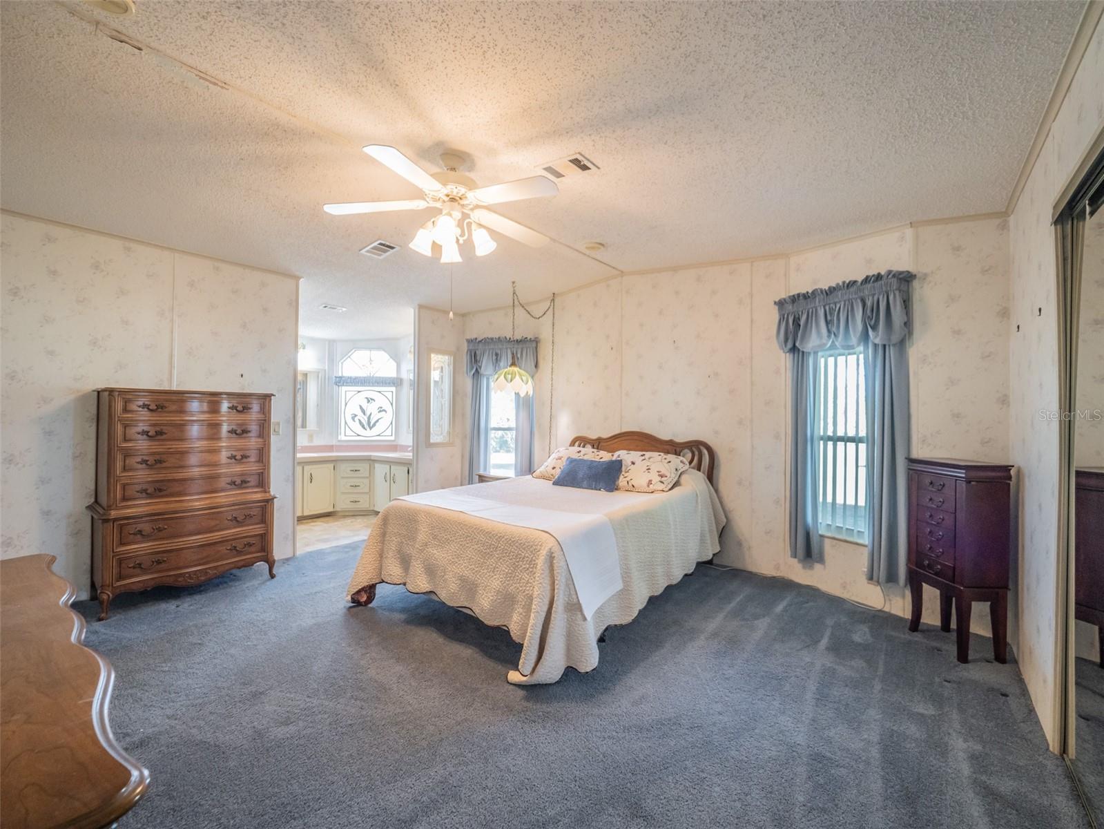 34811 BARGER COURT, LEESBURG, FL, 34788