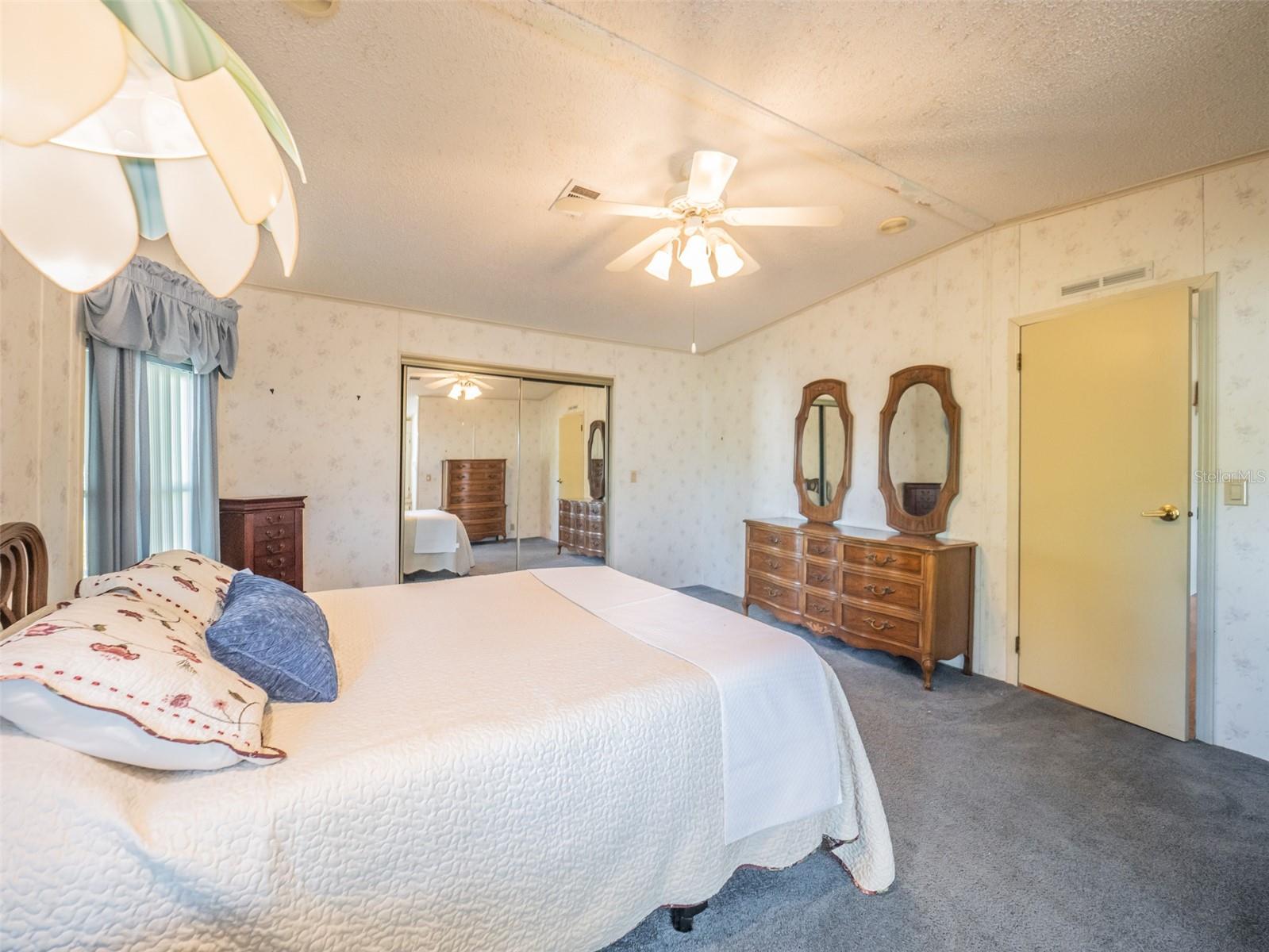 34811 BARGER COURT, LEESBURG, FL, 34788