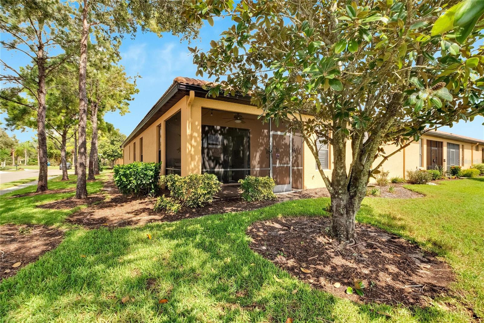 242 SHELL FALLS DR, APOLLO BEACH, FL, 33572