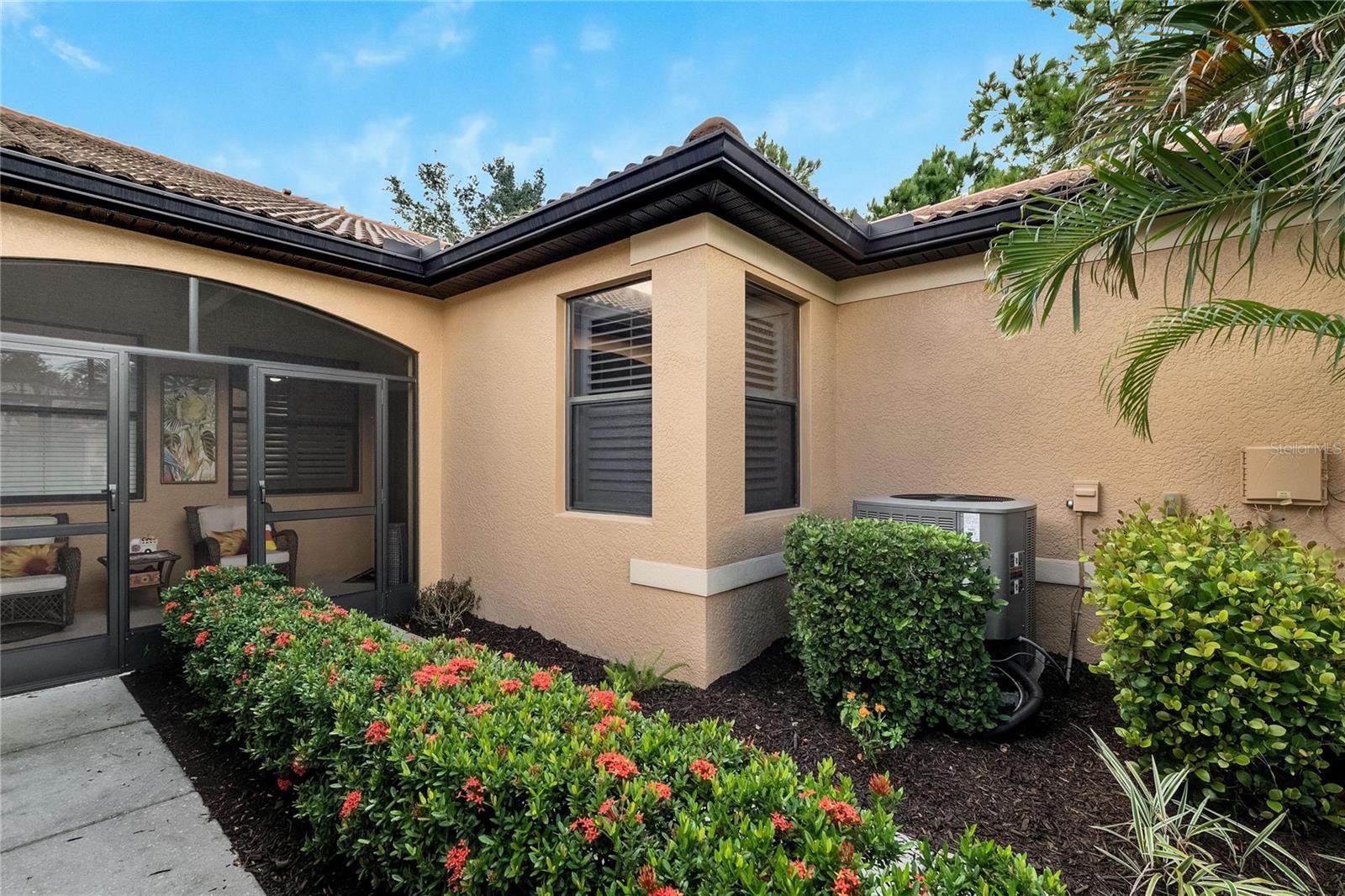 242 SHELL FALLS DR, APOLLO BEACH, FL, 33572