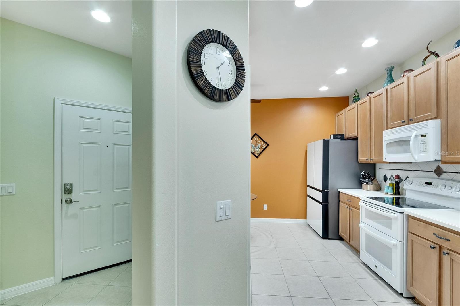 242 SHELL FALLS DR, APOLLO BEACH, FL, 33572