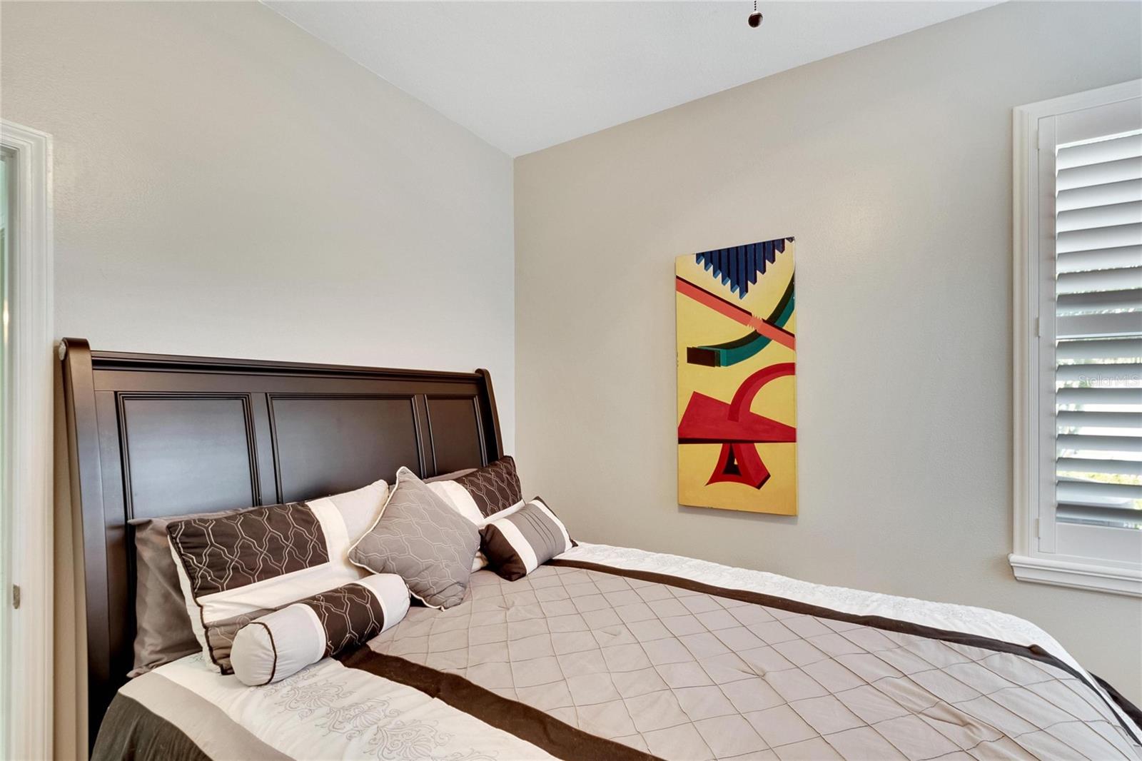 242 SHELL FALLS DR, APOLLO BEACH, FL, 33572