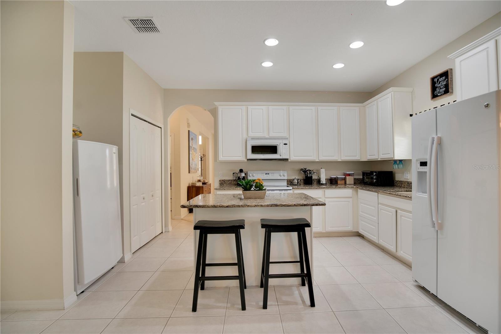 1033 HACIENDA CIR, KISSIMMEE, FL, 34741