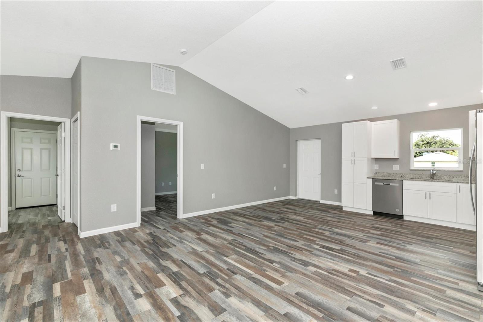 19394 VILLANOVA AVE, PORT CHARLOTTE, FL, 33954