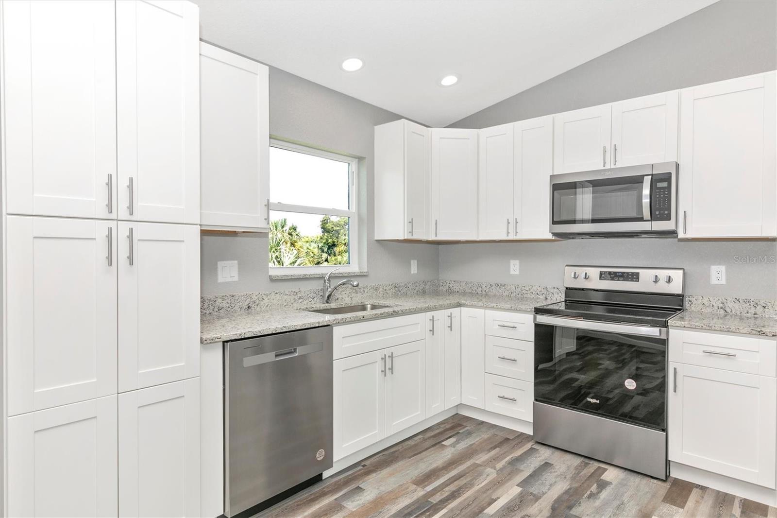 19394 VILLANOVA AVE, PORT CHARLOTTE, FL, 33954