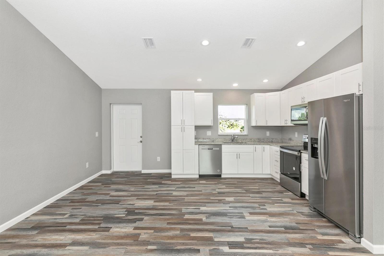 19394 VILLANOVA AVE, PORT CHARLOTTE, FL, 33954