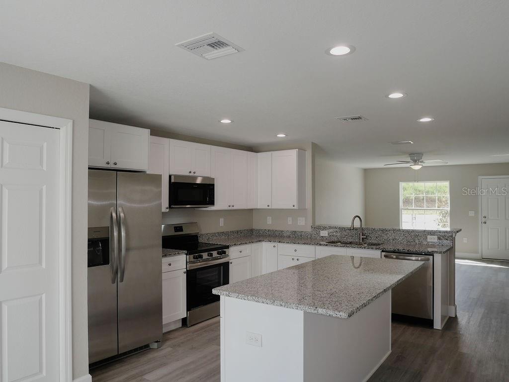 1138 AVENUE E, HAINES CITY, FL, 33844