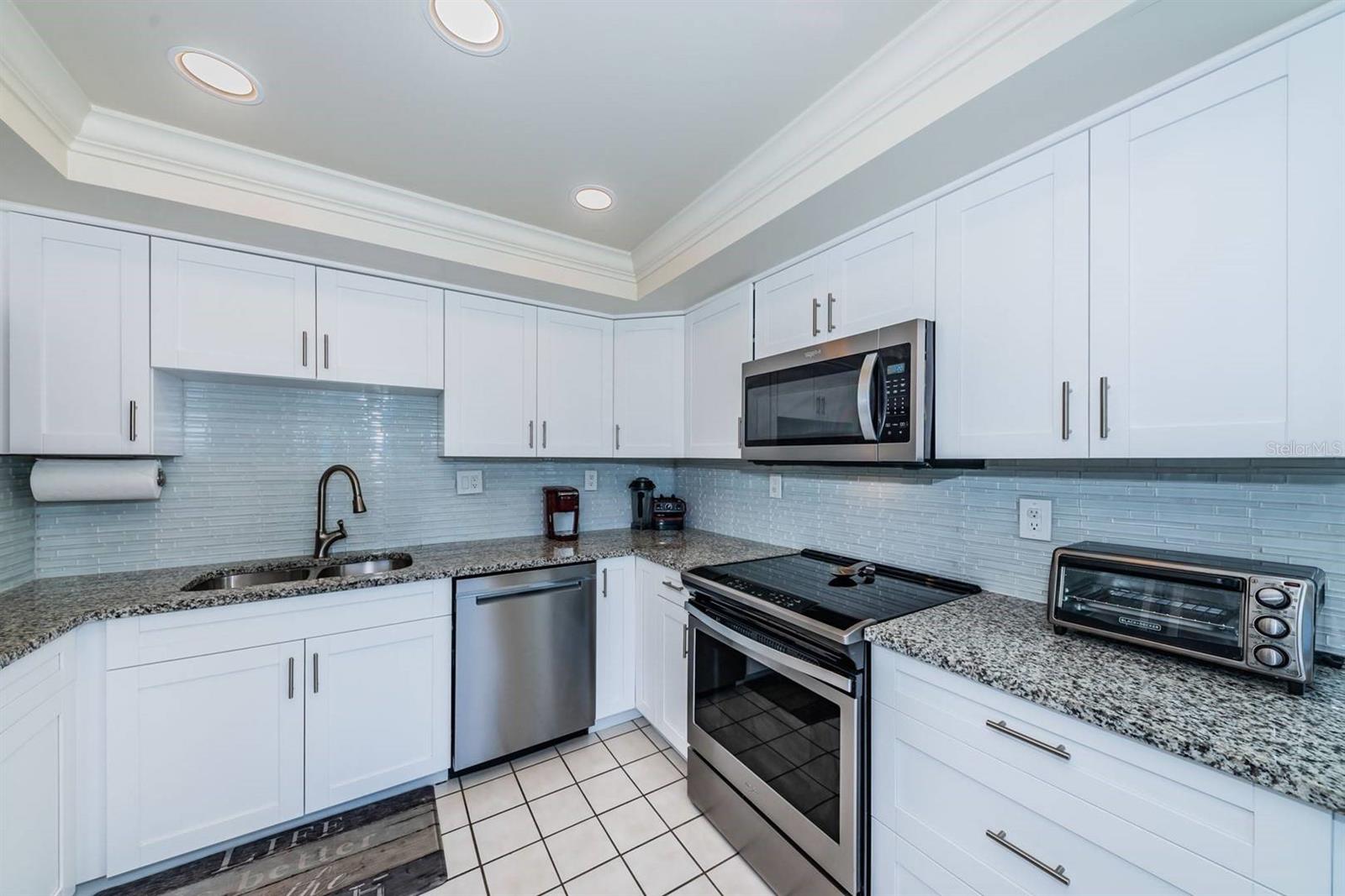 6145 SUN BLVD #404, ST PETERSBURG, FL, 33715