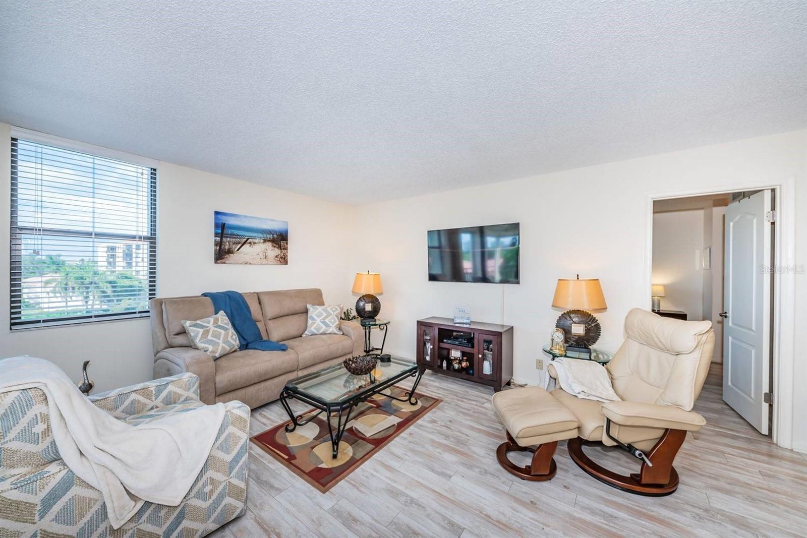 6145 SUN BLVD #404, ST PETERSBURG, FL, 33715