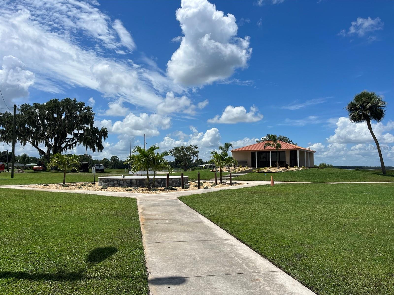 2 EL DORADO DR, INDIAN LAKE ESTATES, FL, 33855