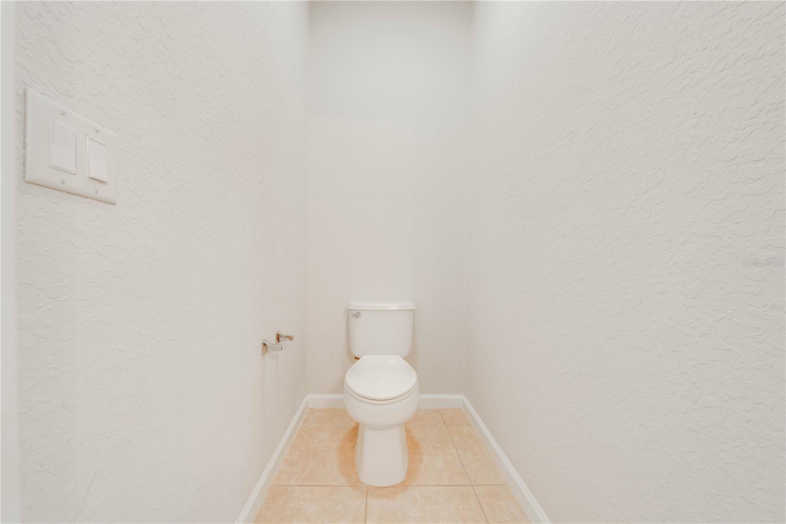 4550 SW 52ND CIR #107, OCALA, FL, 34474