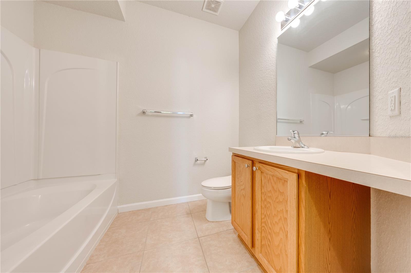 4550 SW 52ND CIR #107, OCALA, FL, 34474