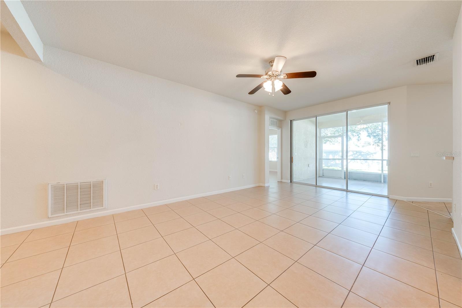 4550 SW 52ND CIR #107, OCALA, FL, 34474